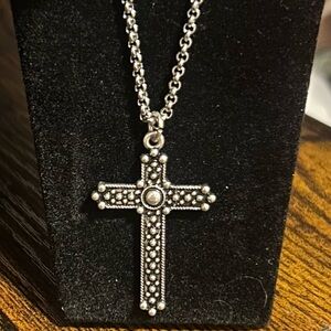 Elegant Silver Cross Pendant Necklace